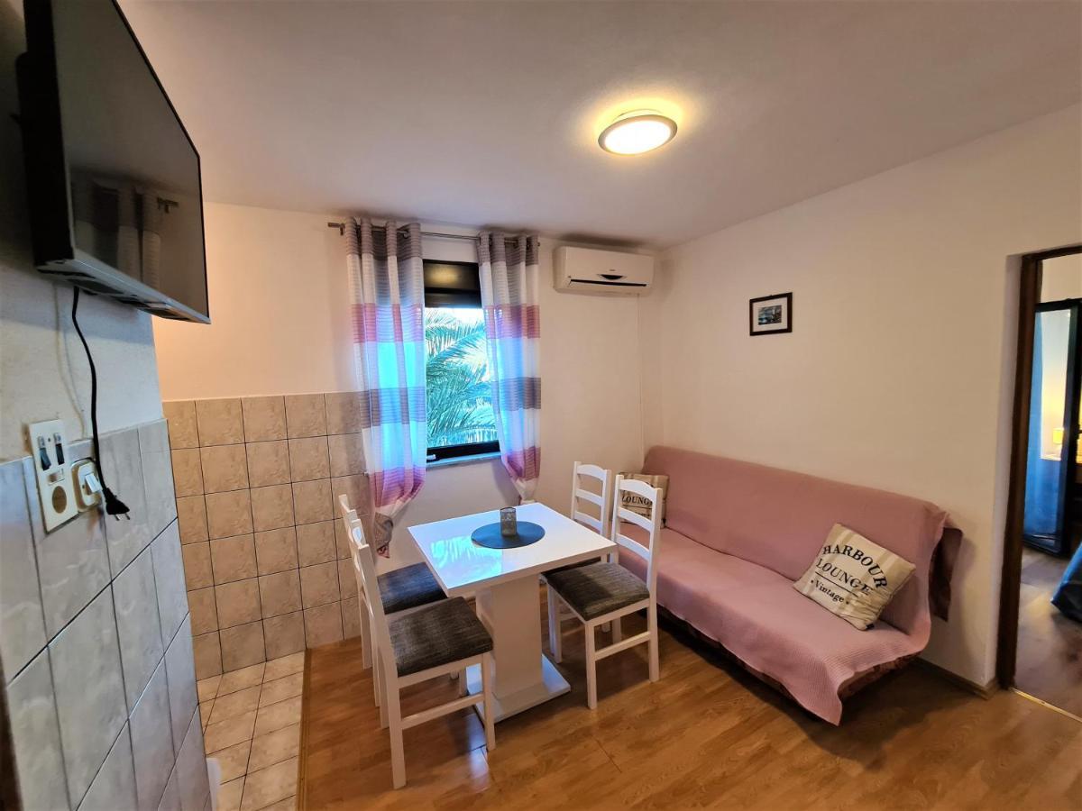 Cosic Apartmani Igrane Exterior photo